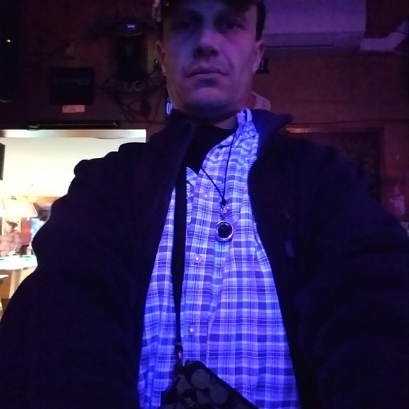 Meet your Posher, Tarik - Picture 3 of 8